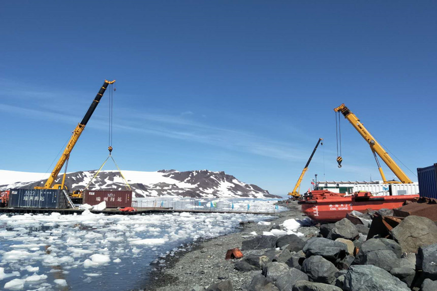 m6米乐App起重机助力巴西南极科考站