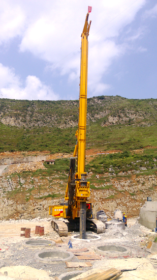 产品之最4-m6米乐AppXR460D旋挖钻机大战灰岩